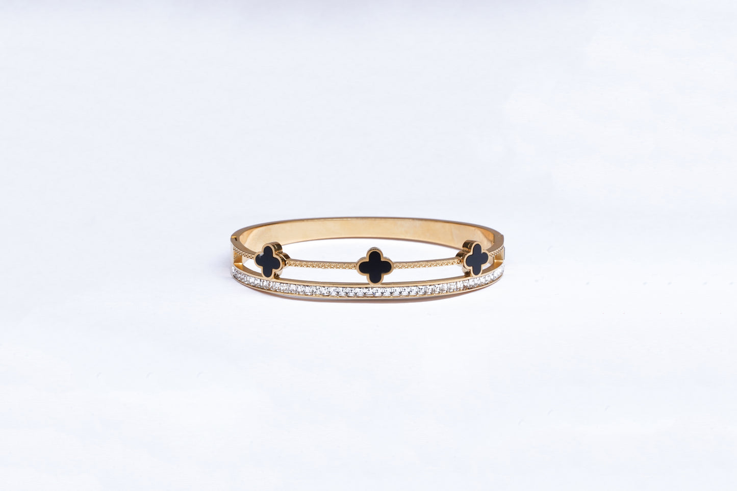 Sparkling Clove Openable Bracelet