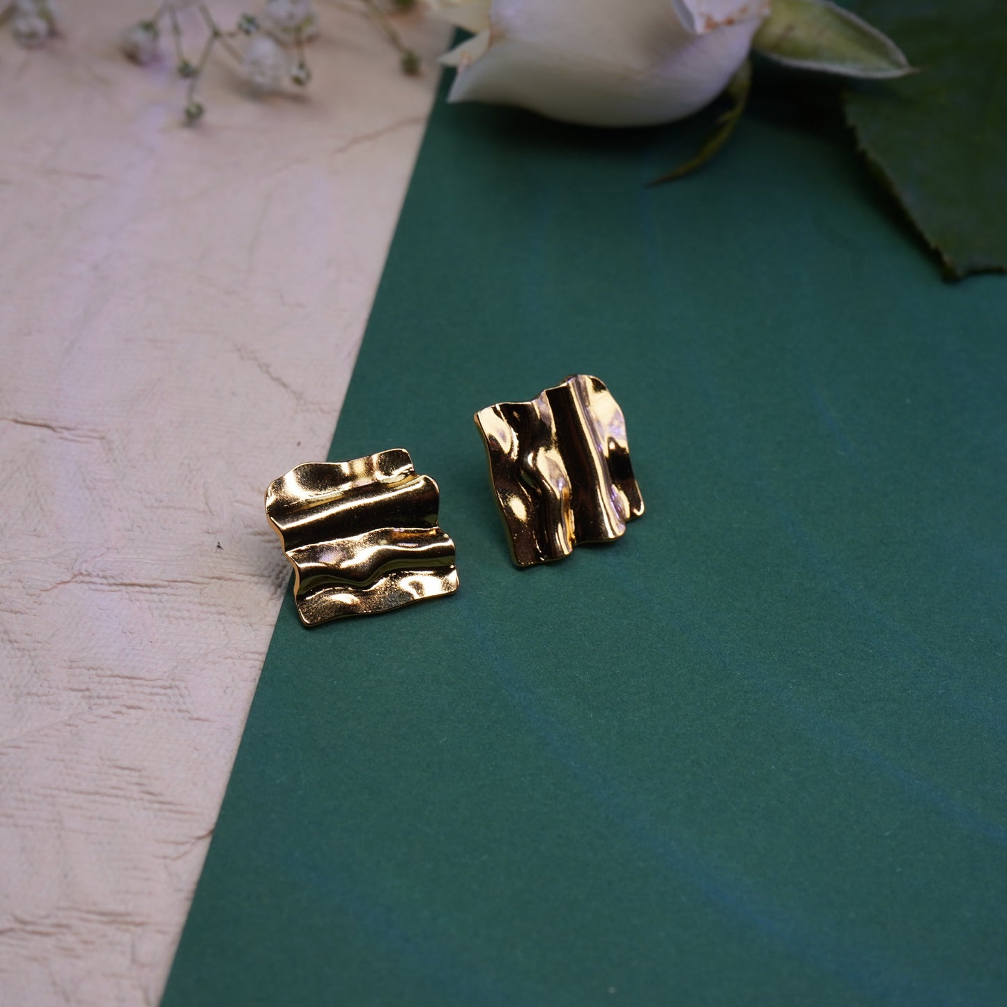 Abstract Textured Design Earring
